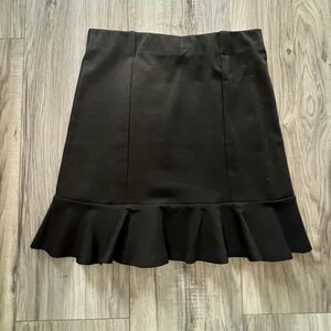 Black skirt with bottom ruffle